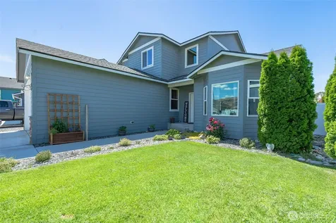 1450 Denny Place Rock Island WA 98850
