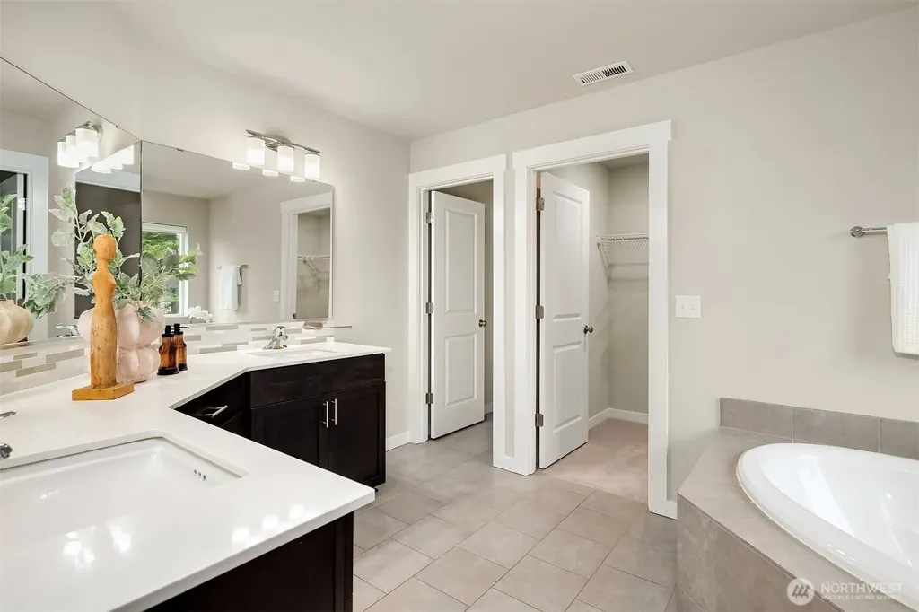 27926 219th Place SE Maple Valley WA 98038