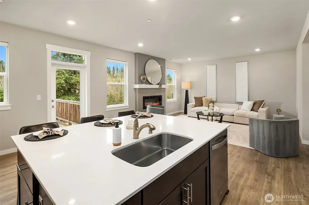27926 219th Place SE Maple Valley WA 98038