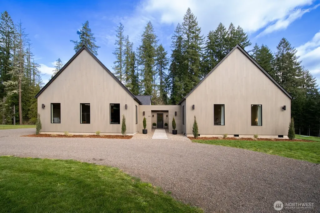 210 Eagle Court Woodland WA 98674