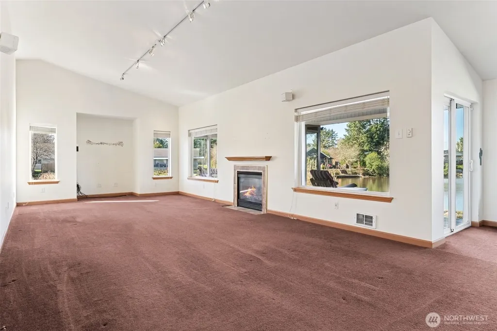 643 Quinault Avenue SE Ocean Shores WA 98569
