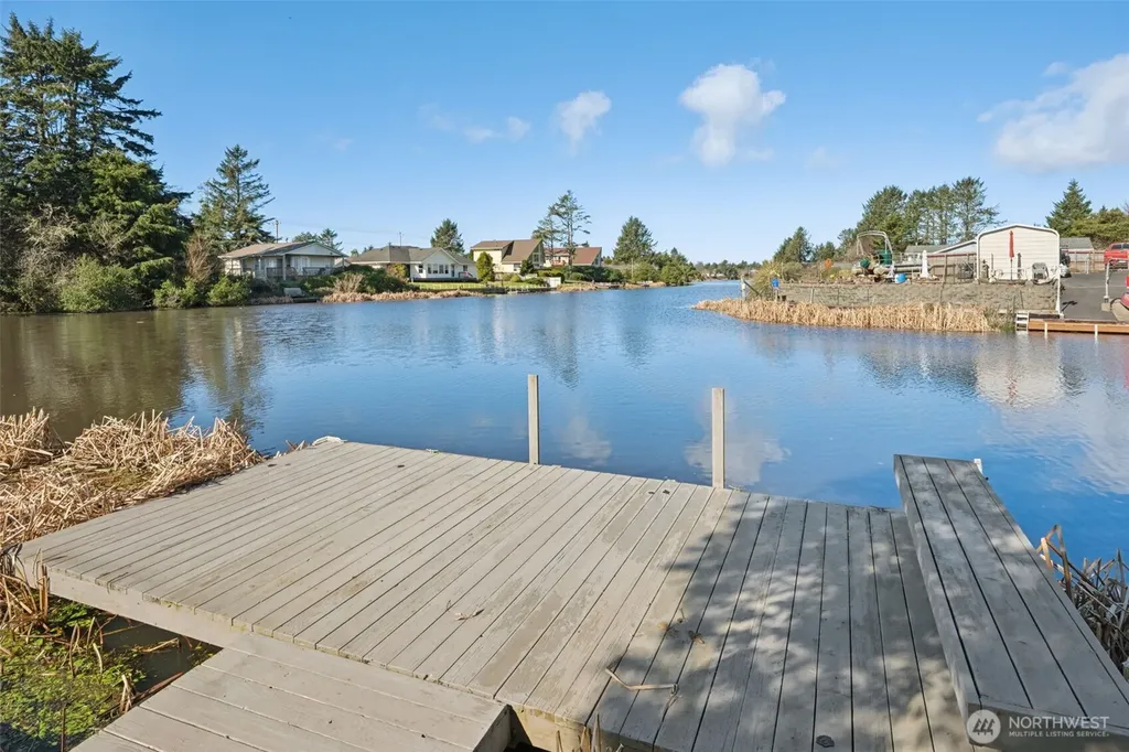 643 Quinault Avenue SE Ocean Shores WA 98569