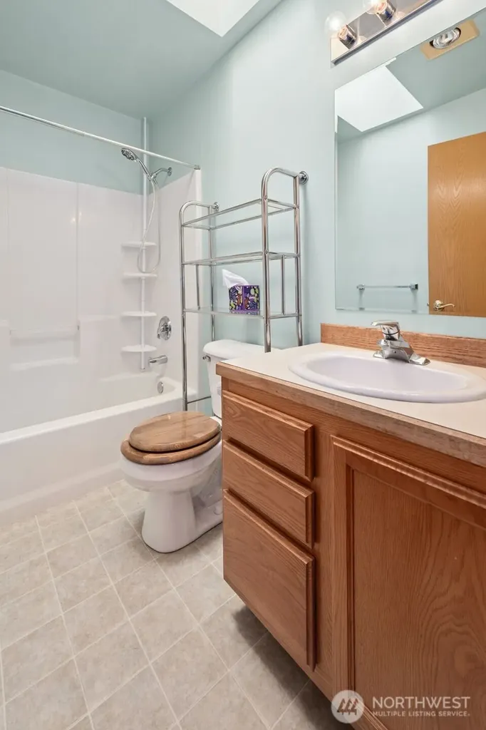 643 Quinault Avenue SE Ocean Shores WA 98569