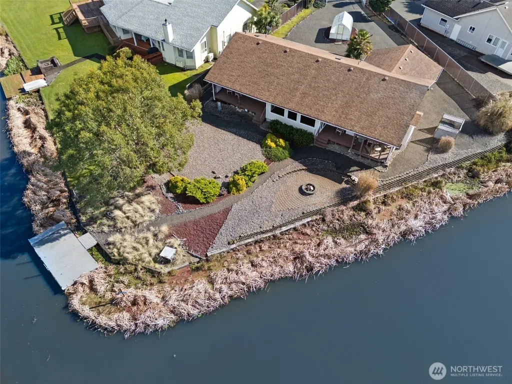 643 Quinault Avenue SE Ocean Shores WA 98569