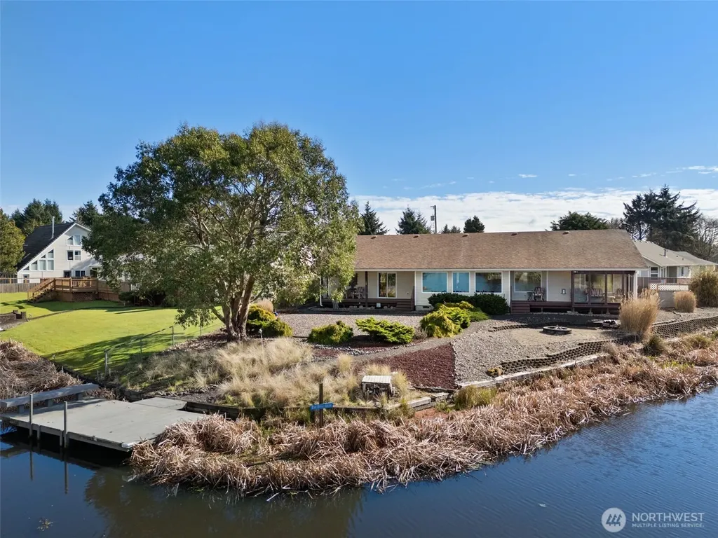 643 Quinault Avenue SE Ocean Shores WA 98569