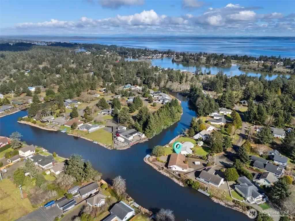 643 Quinault Avenue SE Ocean Shores WA 98569