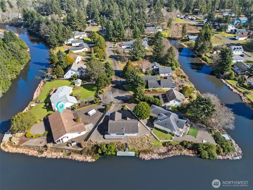 643 Quinault Avenue SE Ocean Shores WA 98569