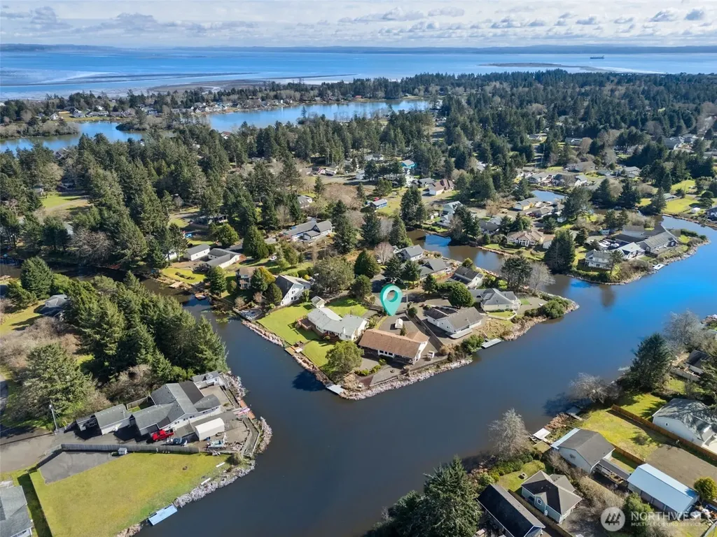 643 Quinault Avenue SE Ocean Shores WA 98569