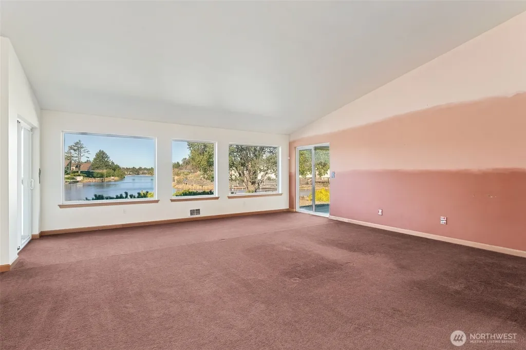643 Quinault Avenue SE Ocean Shores WA 98569