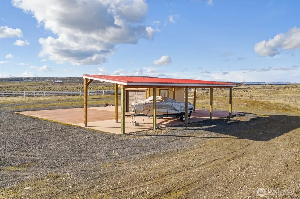 21347 Road D.5 Road Soap Lake WA 98851