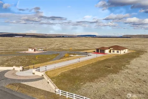 21347 Road D.5 Road Soap Lake WA 98851