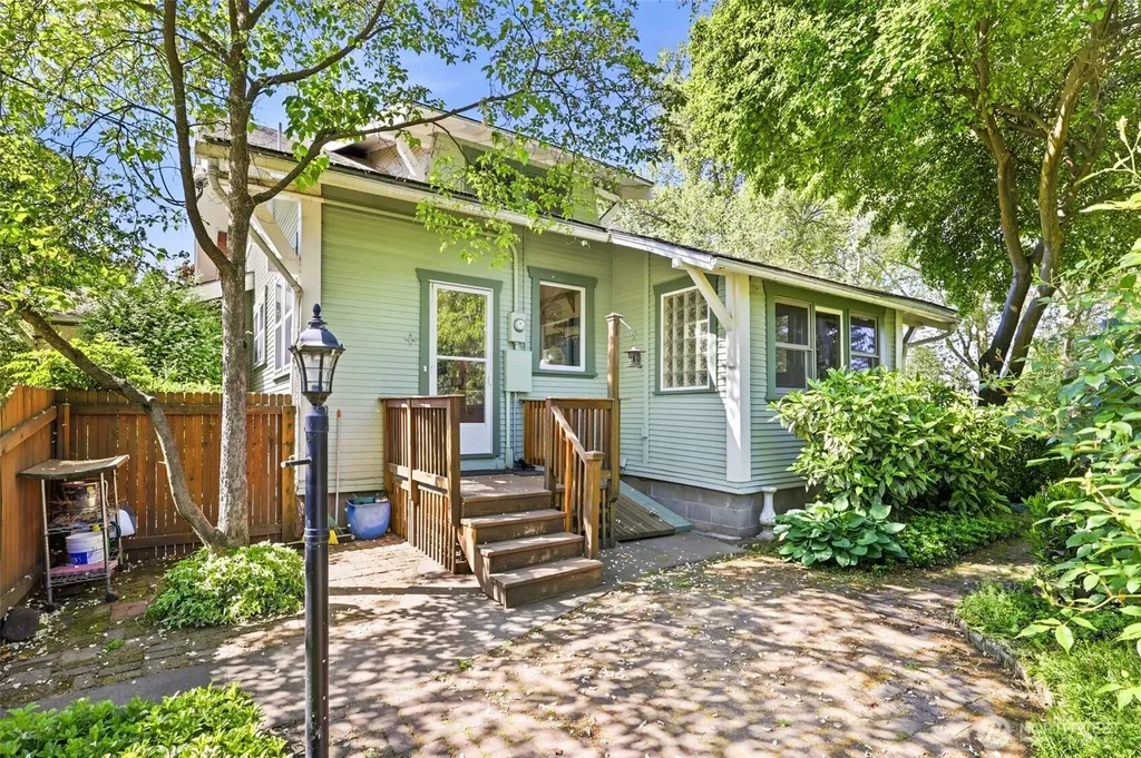 1235 Isaacs Avenue Walla Walla WA 99362
