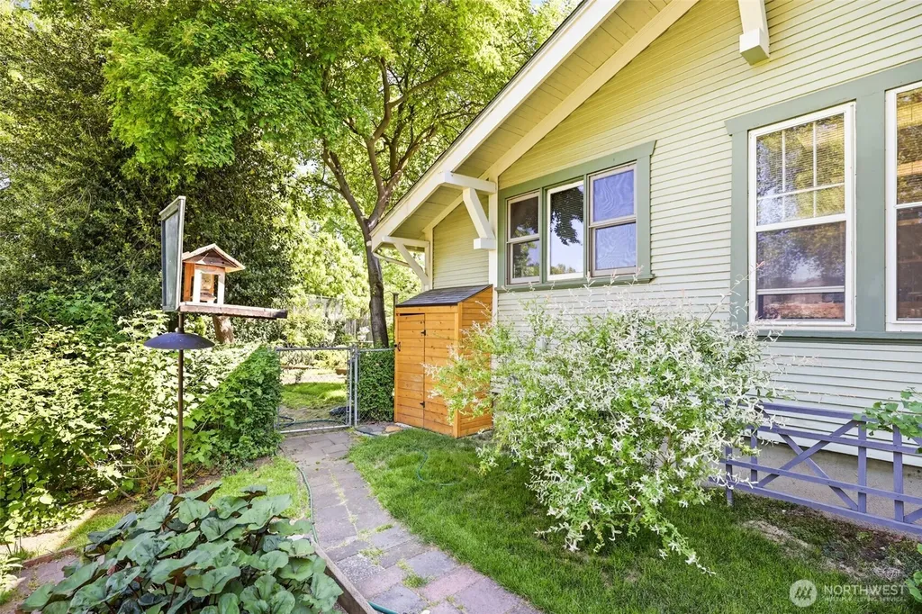1235 Isaacs Avenue Walla Walla WA 99362