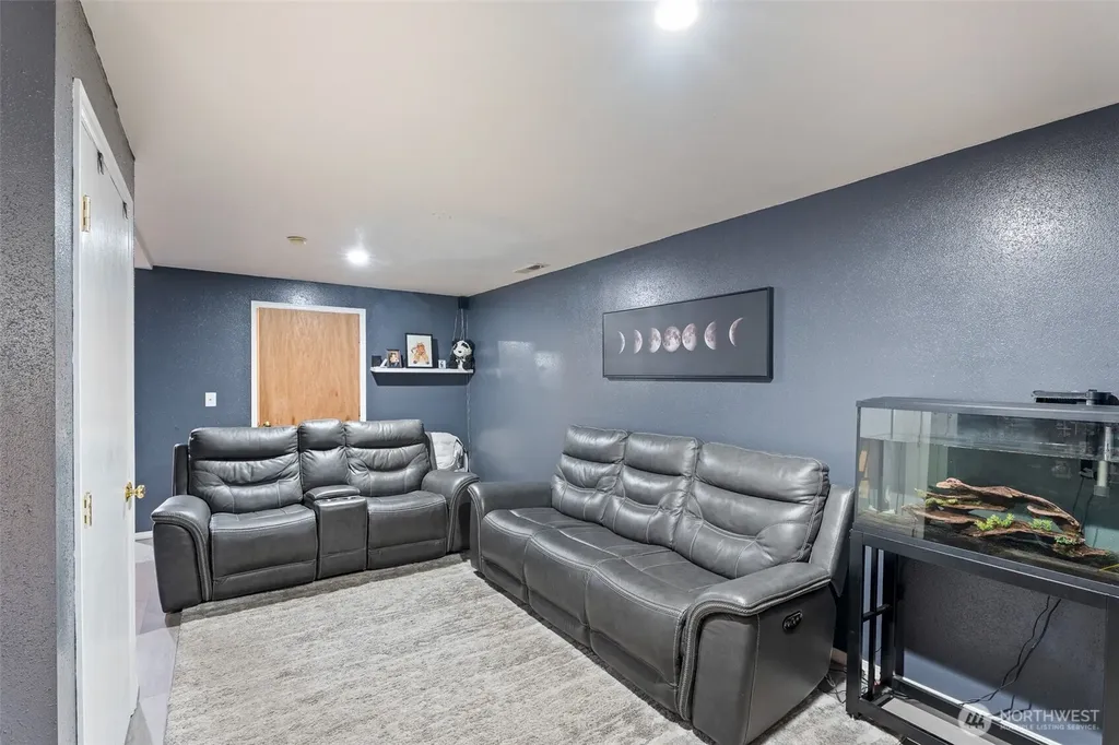 1716 N Anne Avenue East Wenatchee WA 98802