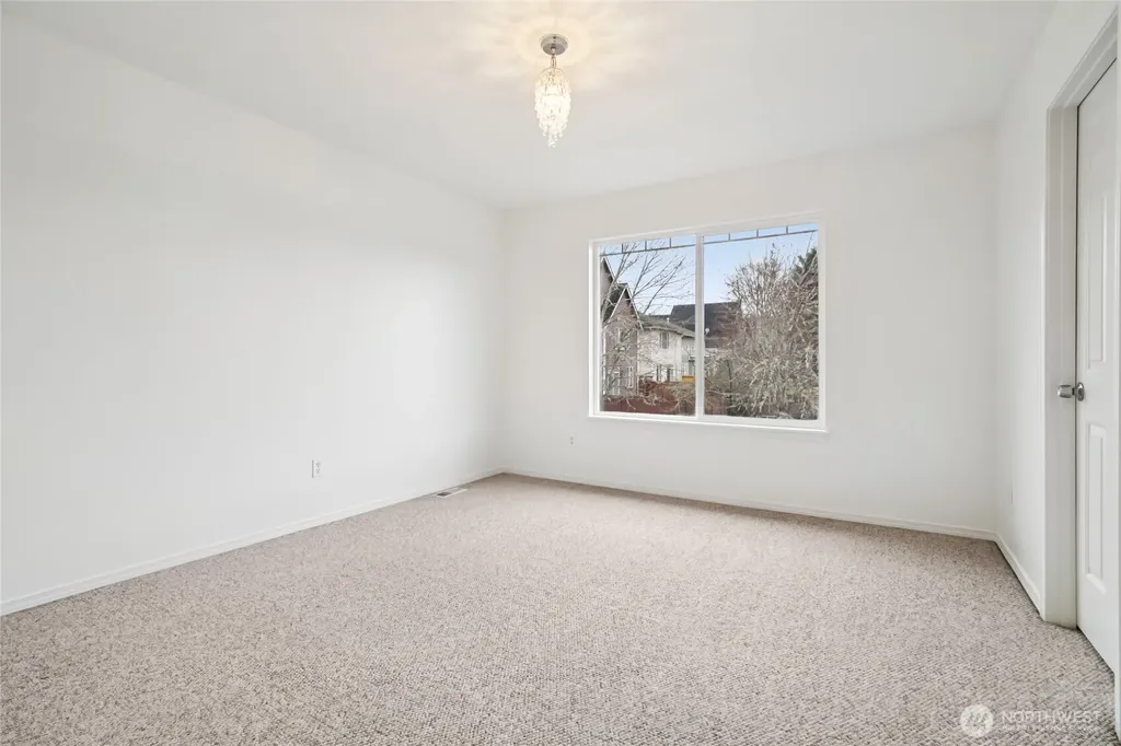 23918 SE 5th Street Sammamish WA 98074