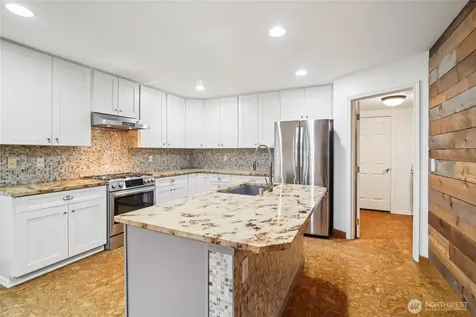 23918 SE 5th Street Sammamish WA 98074