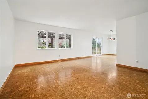 23918 SE 5th Street Sammamish WA 98074