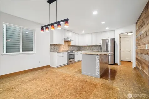 23918 SE 5th Street Sammamish WA 98074