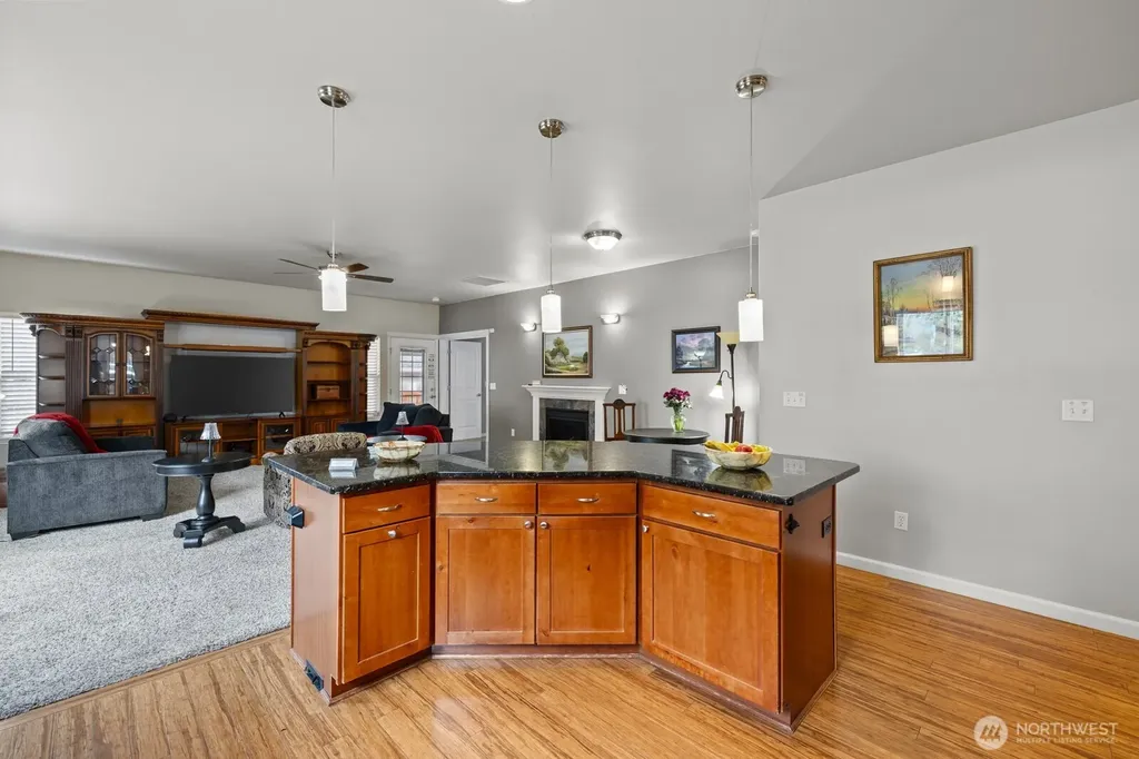 4216 17th Way NE Olympia WA 98516
