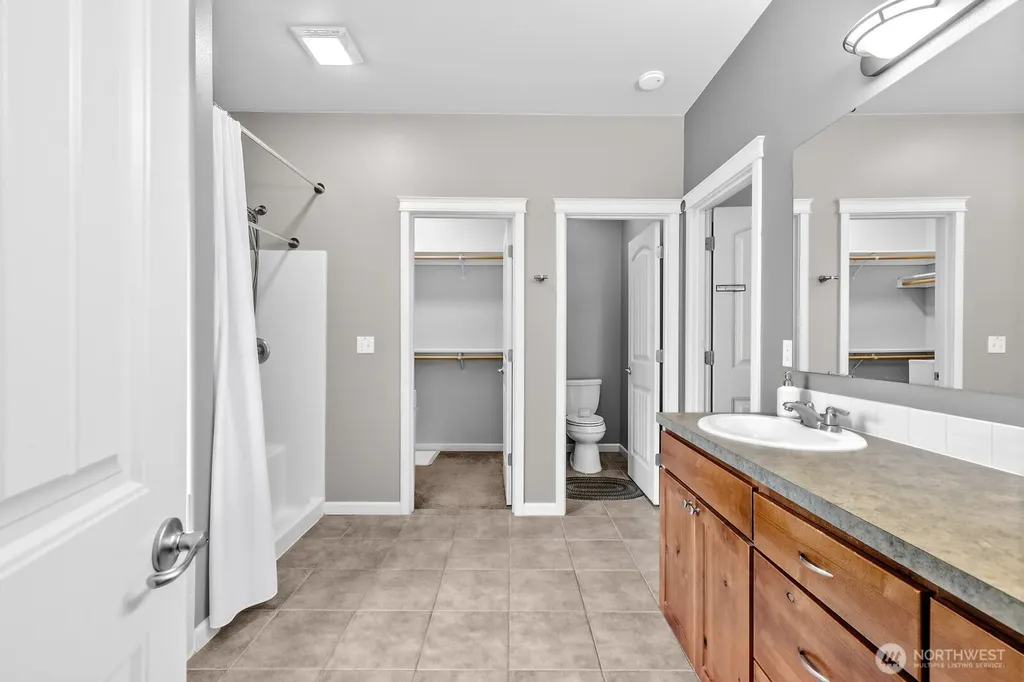 4216 17th Way NE Olympia WA 98516