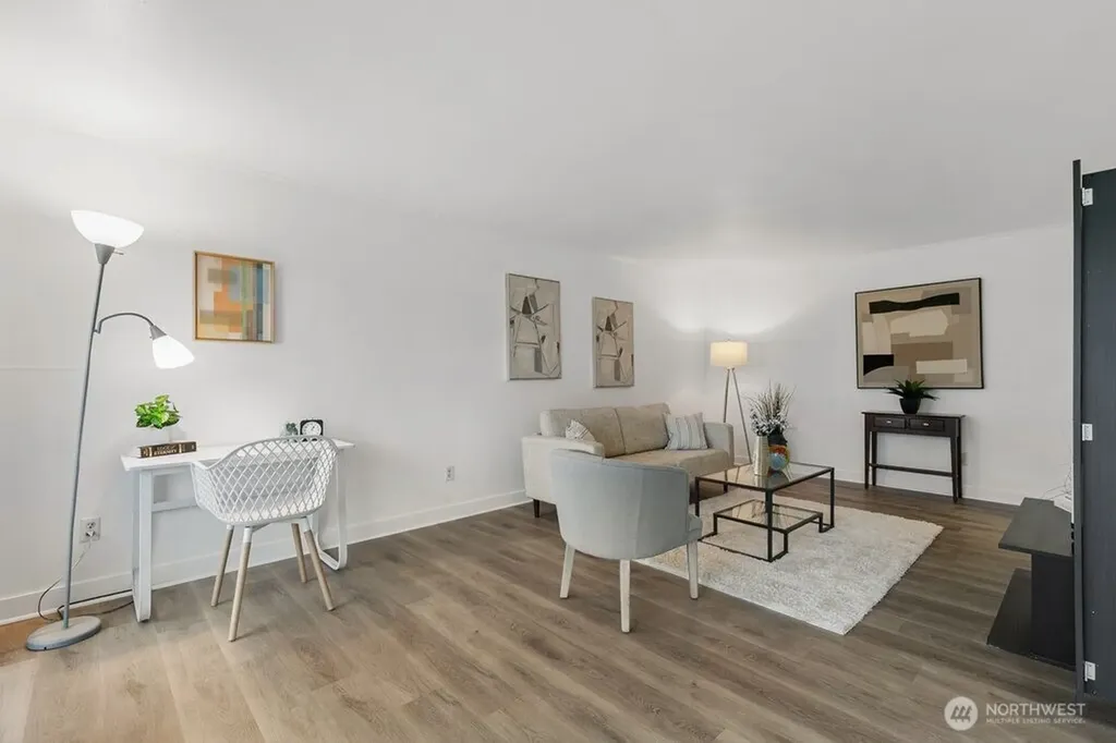 15146 65th Avenue S Tukwila WA 98188
