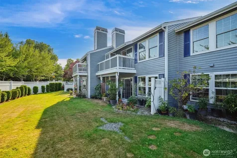 5813 S 238th Court Kent WA 98032