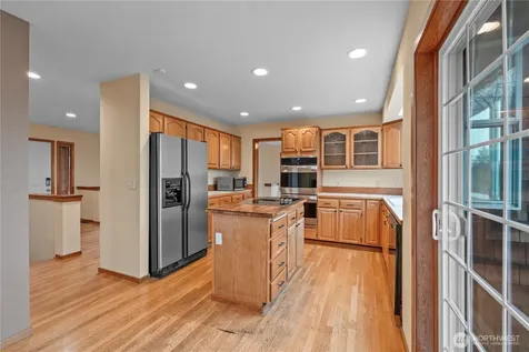 7025 14th Avenue SW Seattle WA 98106