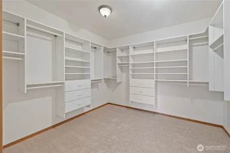 7025 14th Avenue SW Seattle WA 98106