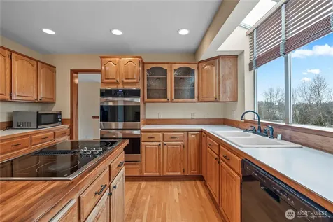 7025 14th Avenue SW Seattle WA 98106