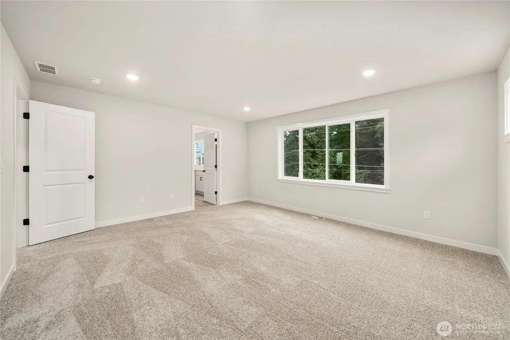 3991 Flat Top Drive Bremerton WA 98312
