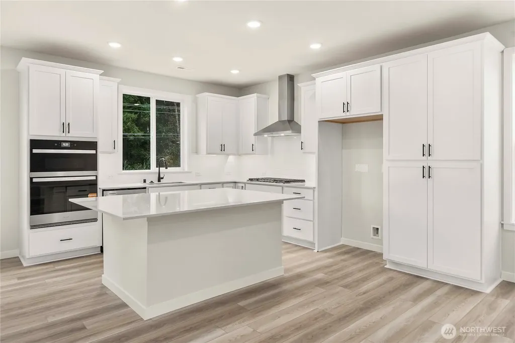 3991 Flat Top Drive Bremerton WA 98312