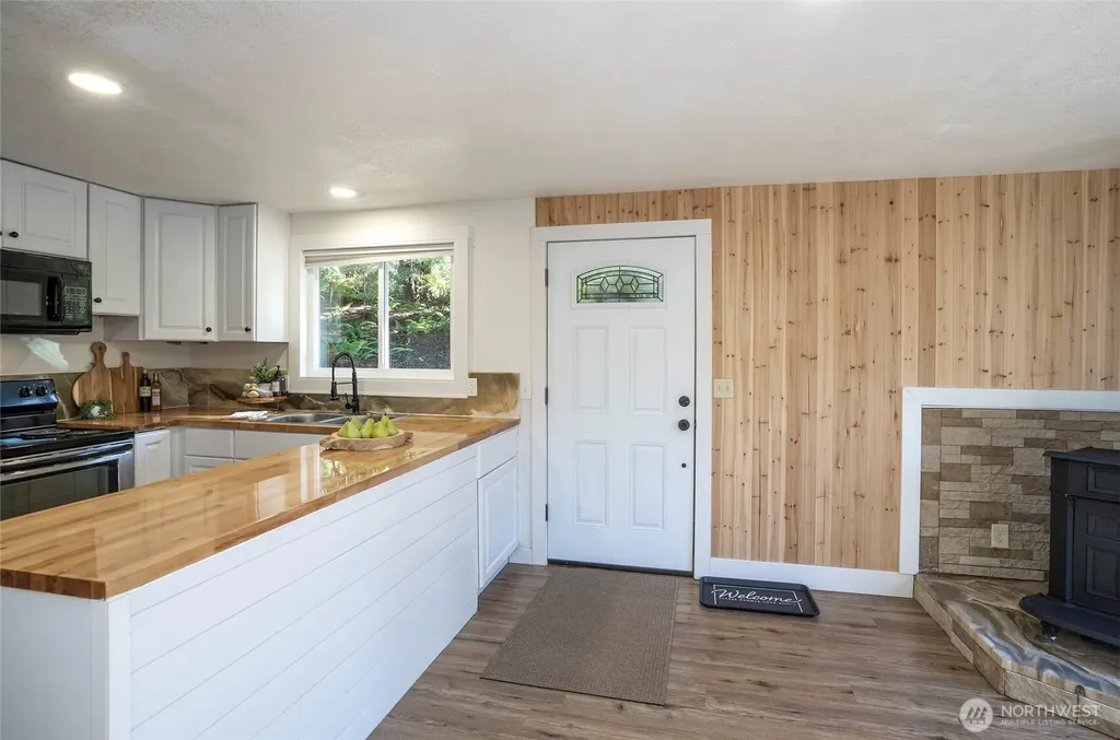 4803 165th Avenue SW Longbranch WA 98351