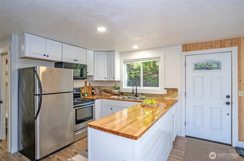 4803 165th Avenue SW Longbranch WA 98351