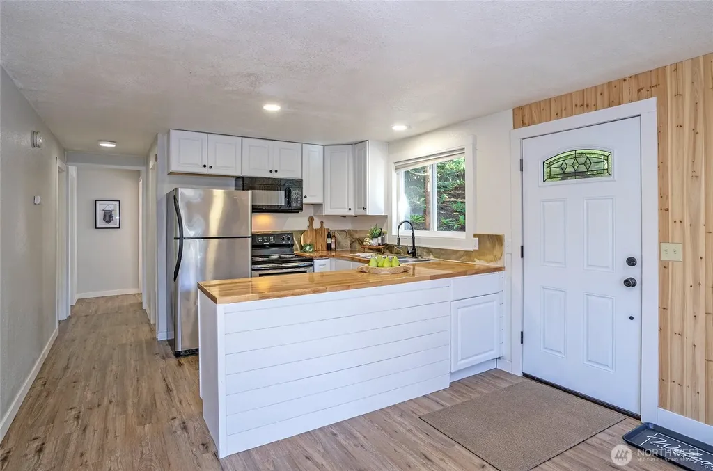 4803 165th Avenue SW Longbranch WA 98351