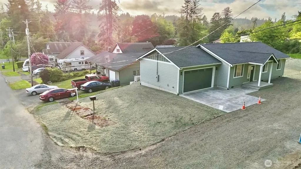 1122 Tecumseh Street Aberdeen WA 98520