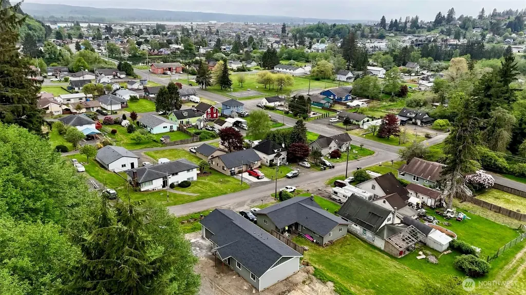 1122 Tecumseh Street Aberdeen WA 98520