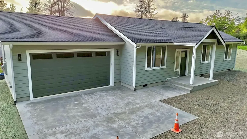 1122 Tecumseh Street Aberdeen WA 98520