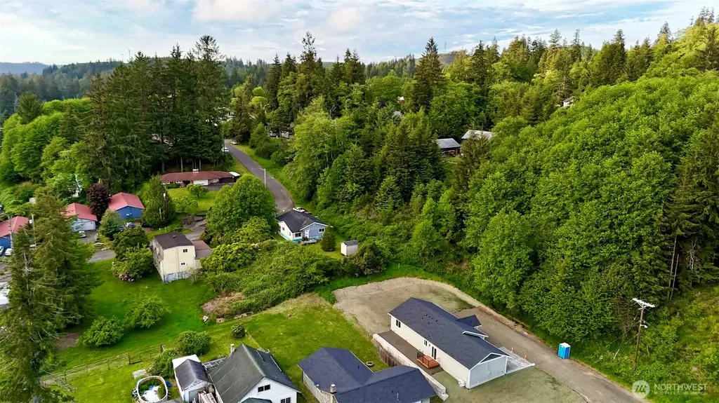 1122 Tecumseh Street Aberdeen WA 98520