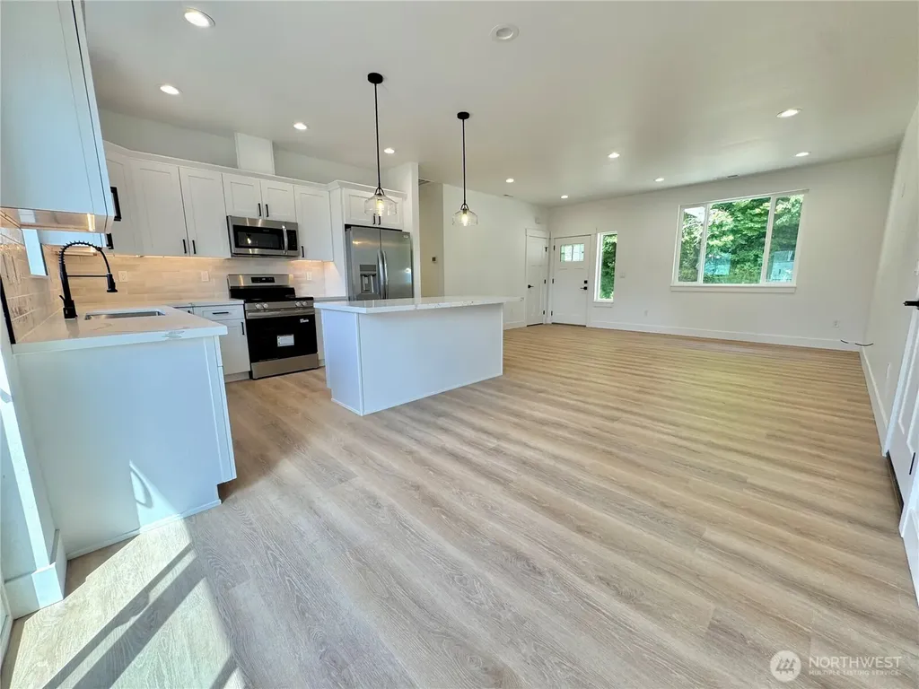 1122 Tecumseh Street Aberdeen WA 98520