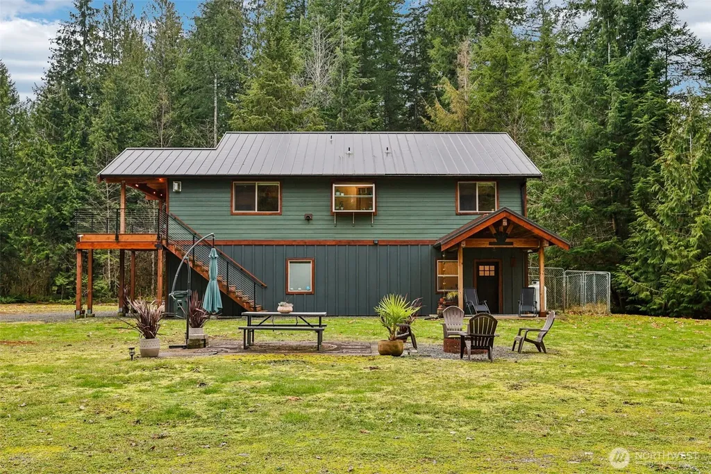 7374 Mt Baker Highway Deming WA 98244