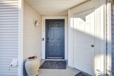 23519 55th Avenue S Kent WA 98032