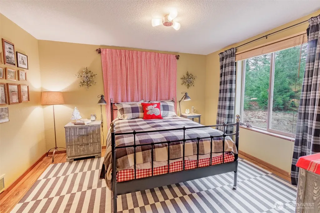 105 Jack Fir Court E Packwood WA 98361