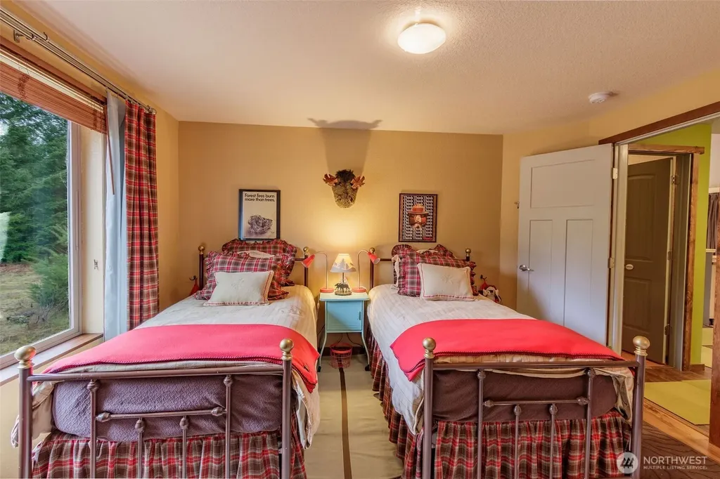 105 Jack Fir Court E Packwood WA 98361