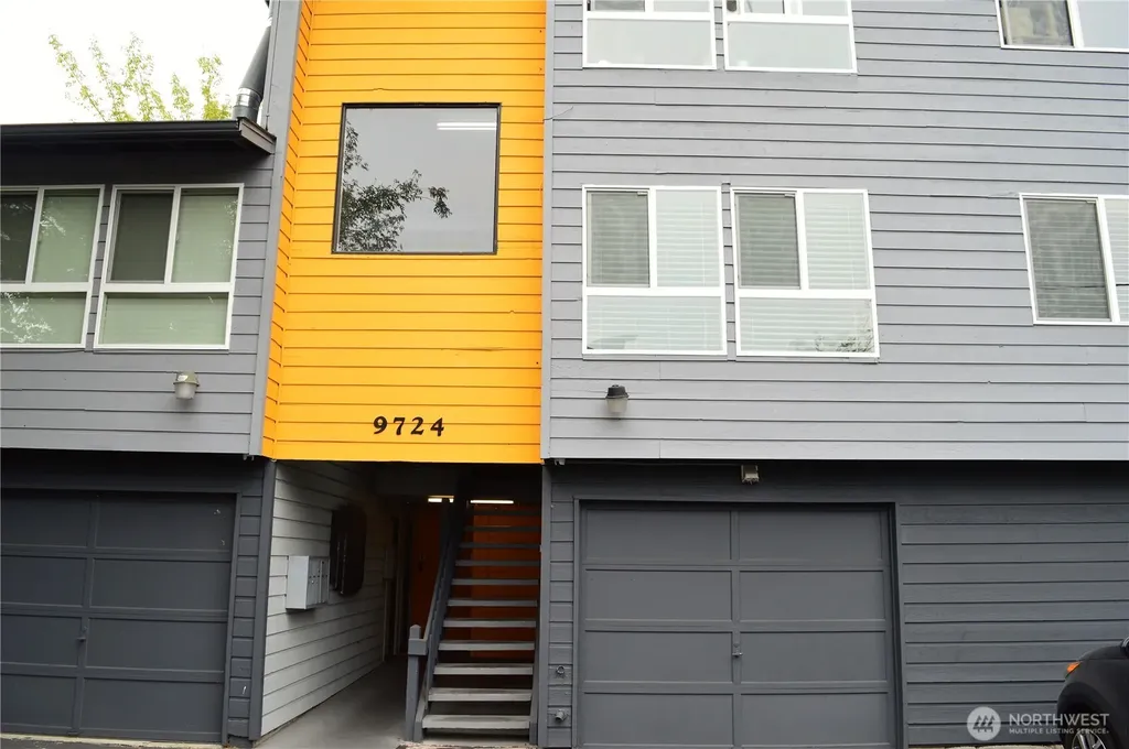 9724 6th Avenue NW Seattle WA 98117