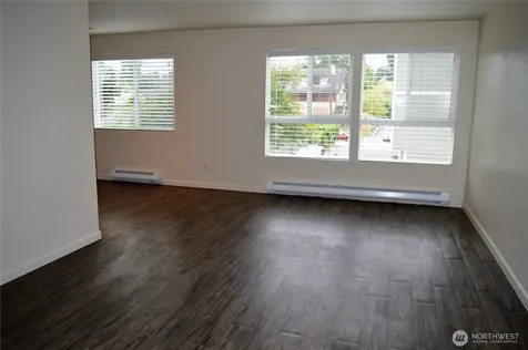 9724 6th Avenue NW Seattle WA 98117