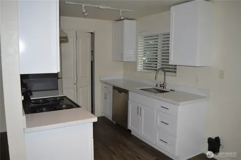 9724 6th Avenue NW Seattle WA 98117