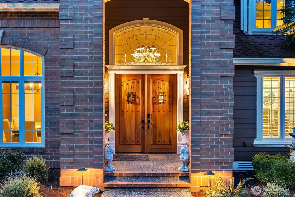 14813 163rd Court NE Woodinville WA 98072