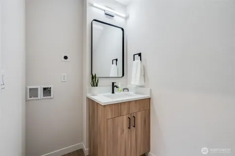 12531 25th Avenue NE Seattle WA 98125