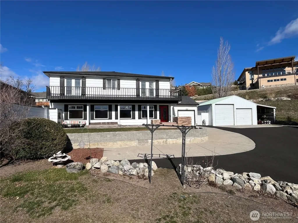 175 Green Avenue Manson WA 98831