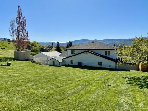 175 Green Avenue Manson WA 98831